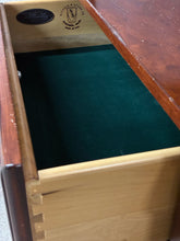 Load image into Gallery viewer, Nichols &amp; Stone Williamsburg Solid Wood Nightstand