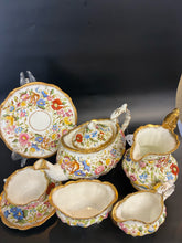 Load image into Gallery viewer, Hammersley Gold Trim Floral Tea/Coffee Set