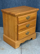 Load image into Gallery viewer, Oak 2-Drawer Nightstand