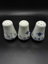 Load image into Gallery viewer, Mason's Ironstone Blue Dinnerware set
