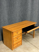 Load image into Gallery viewer, Stanley Furniture Traditional Oak Desk with Keyboard Tray