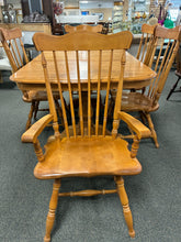 Load image into Gallery viewer, Canadel Maple Dining Set