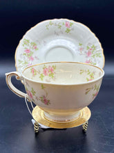 Load image into Gallery viewer, Syracuse Gold Trim Floral Pink Dinnerware set