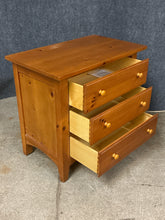 Load image into Gallery viewer, Thomasville Impressions Pine Nightstand