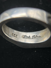 Load image into Gallery viewer, Sterling Silver Ring