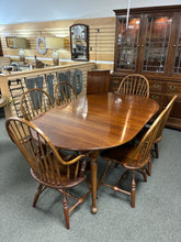 Load image into Gallery viewer, Stickley 9 Piece Dining Set