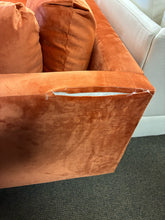 Load image into Gallery viewer, AS IS *NEW-OPEN BOX* Sabai The Essential Corner Sectional