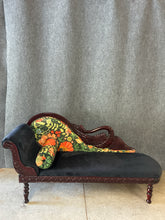 Load image into Gallery viewer, Victorian-Style Swan Carved Chaise Lounge