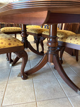 Load image into Gallery viewer, Ethan Allen Dining Set