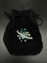 Load image into Gallery viewer, Swarovski Pin