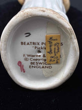 Load image into Gallery viewer, Beswick Figurine