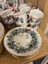 Load image into Gallery viewer, Lenox Winter Greetings Dinnerware set