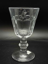 Load image into Gallery viewer, 9 Piece Clear Glass Glasses
