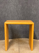 Load image into Gallery viewer, Pompanoosuc Mills Side Table