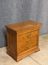 Load image into Gallery viewer, Thomasville 2-Drawer Nightstand