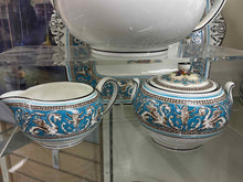 Load image into Gallery viewer, Wedgwood Florentine Dinnerware set