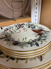 Load image into Gallery viewer, Lenox Winter Greetings 12 Piece Plates