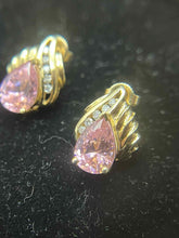 Load image into Gallery viewer, Gold Diamond Earrings
