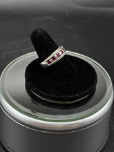 Load image into Gallery viewer, Sterling Silver Ring